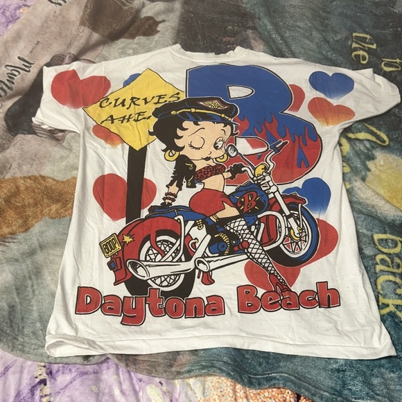 VINTAGE BETTY BOOP SHORT SLEEVE - Picture 2 of 2